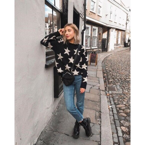 superdown Rosabel Crew Neck Sweater Black Multi Stars Metallic - Picture 1 of 5